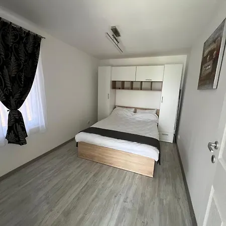 Lägenhet Luxus Airport Cluj-Napoca