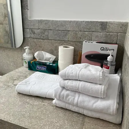 Lägenhet Luxus Airport