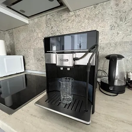 Luxus Airport Apartamento