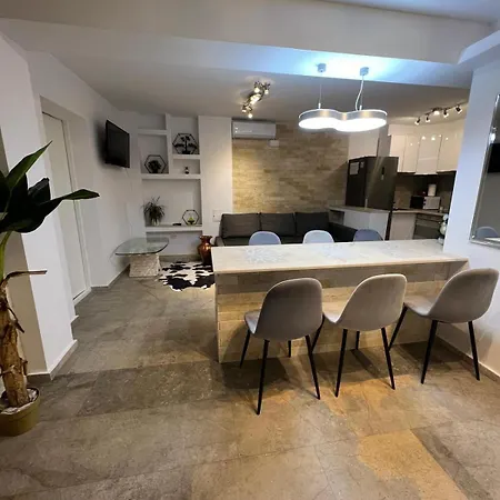 Luxus Airport 클루지나포카