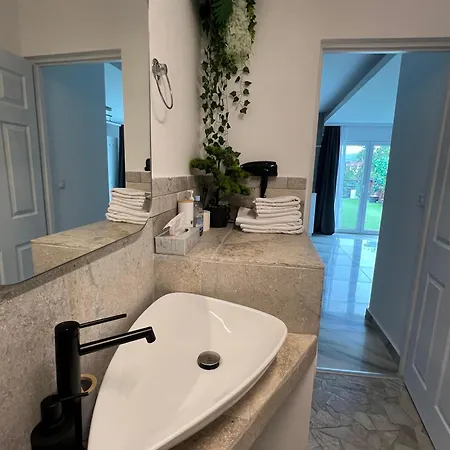 Apartamento Luxus Airport *