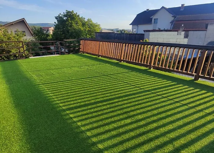 Luxus Airport דירה *